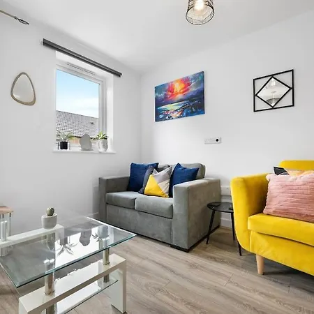 Fantastic Near Centre! *